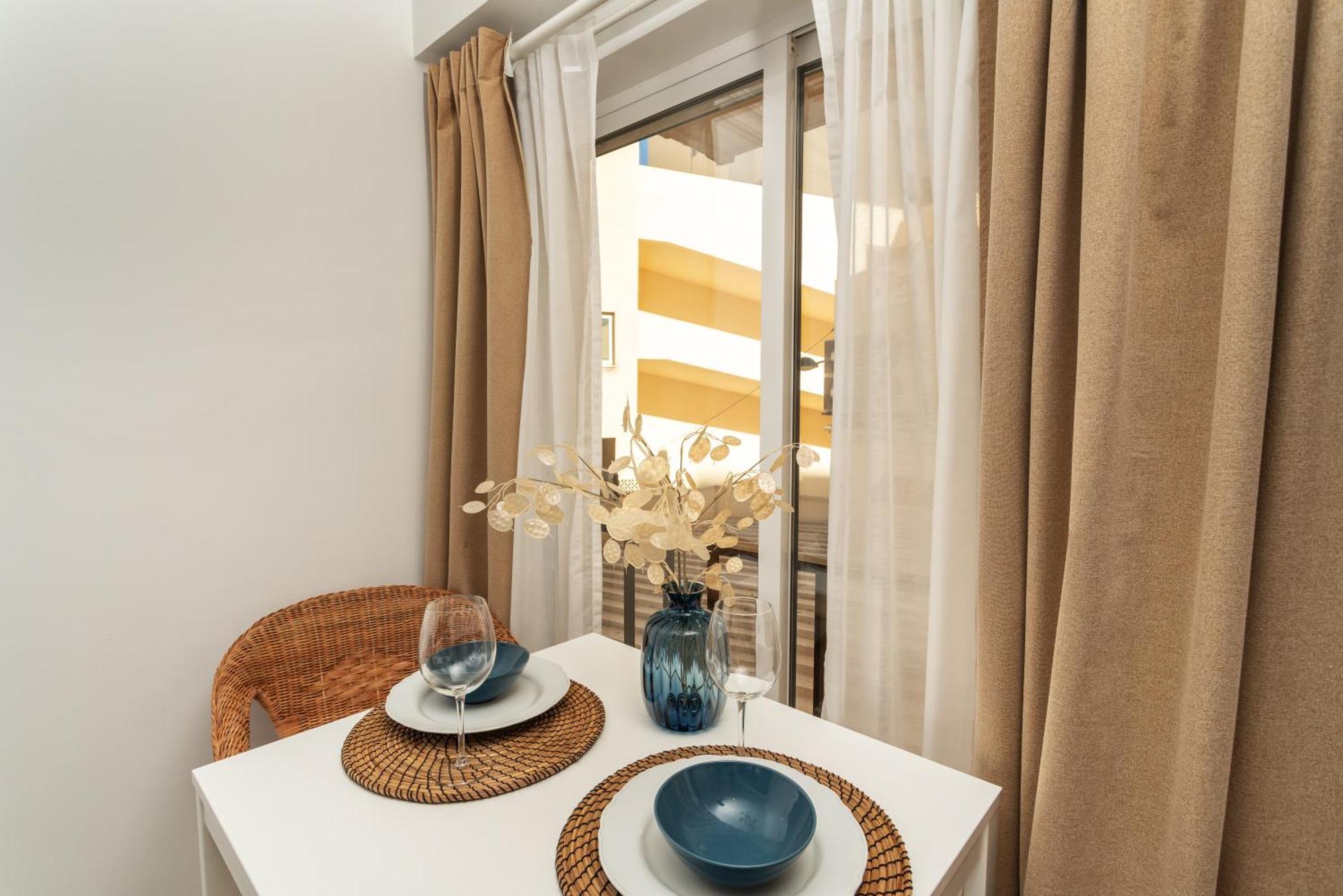 Bnb Homes Praia Da Rocha Beach Bright Apartment 50 M Away From The Ocean Портиман Экстерьер фото